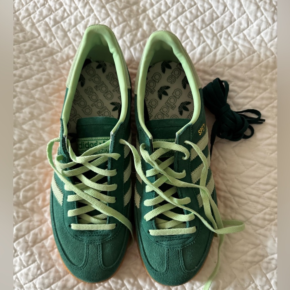 adidas Originals Green Sneakers - Picture 9 of 10